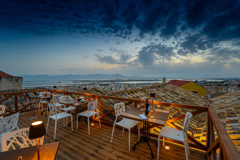 D.H. Lawrence hotel aperitivo terrazza castello cagliari sunset
