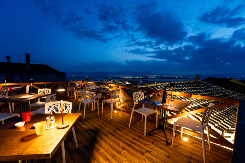 D.H. Lawrence hotel aperitivo terrazza castello cagliari sunset